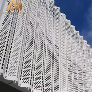 Protection solaire architecturale moderne en aluminium