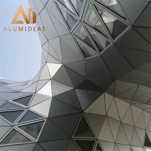 Reka bentuk panel komposit aluminium