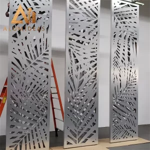 Chapa decorativa de aluminio.