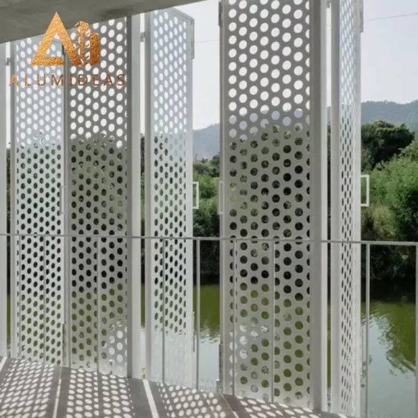 2 mm Decorative solid metal patterned fence panels