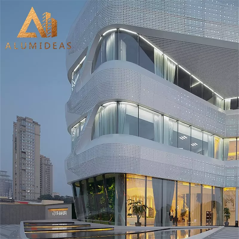 Алюминиевая перфорированная облицовка фасада здания